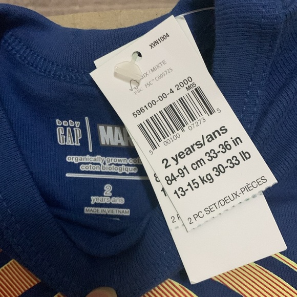 Marvel pajama set from Gap! NWT in original package. - Picture 2 of 6